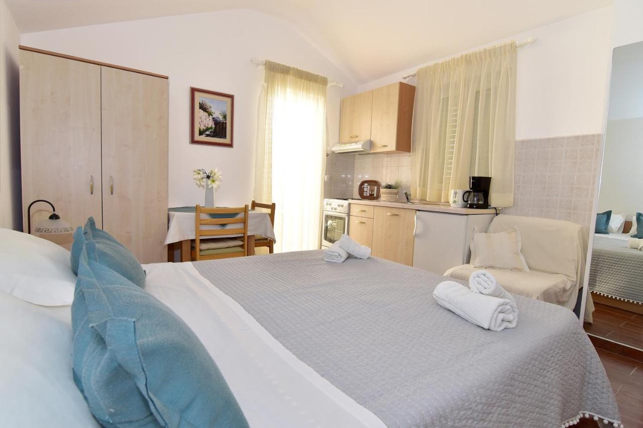 Old Town Studio Apartments Makarska Exterior photo