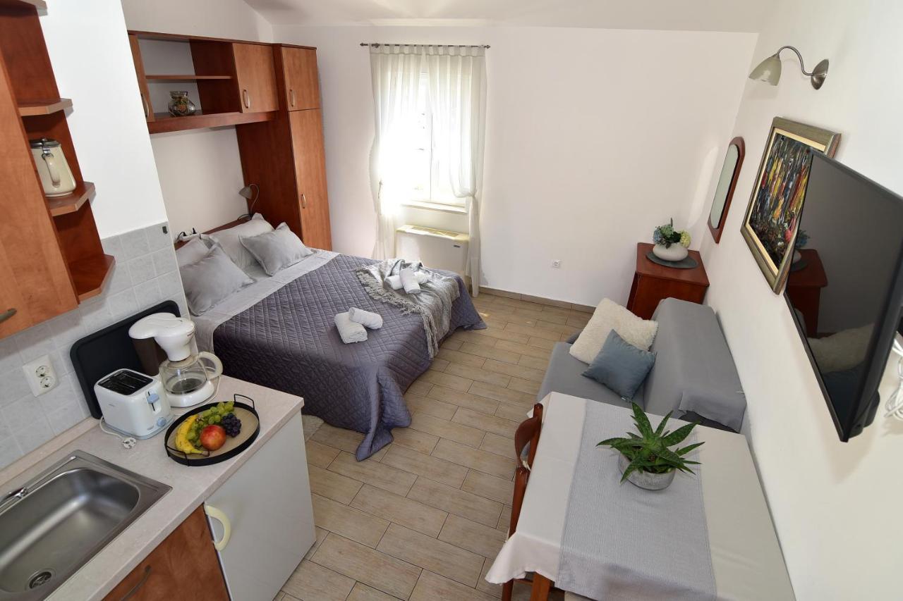 Old Town Studio Apartments Makarska Exterior photo