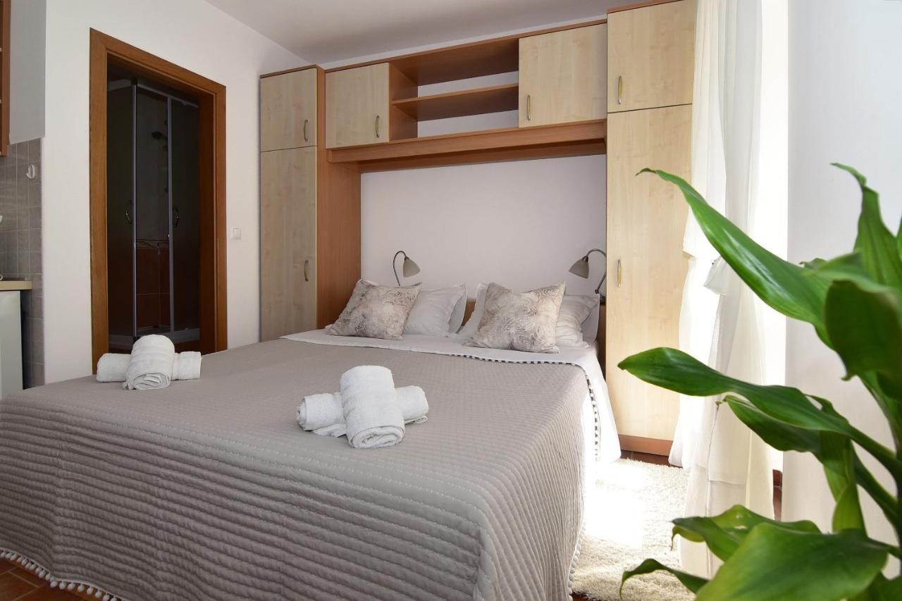 Old Town Studio Apartments Makarska Exterior photo