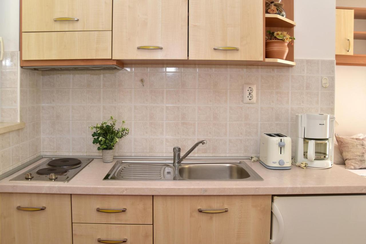 Old Town Studio Apartments Makarska Exterior photo