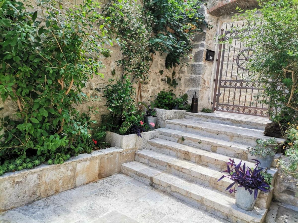 Old Town Studio Apartments Makarska Exterior photo