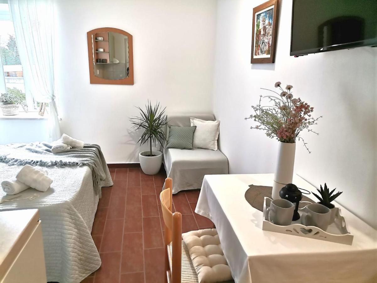 Old Town Studio Apartments Makarska Exterior photo